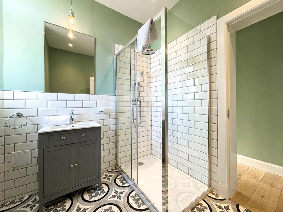 Beautiful 2Br, Private Entry In Vibrant Leith Apartment เอดินบะระ ภายนอก รูปภาพ